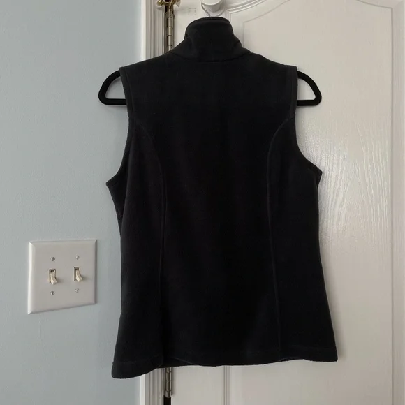 Columbia bundle, vest and beanie - Picture 3 of 12